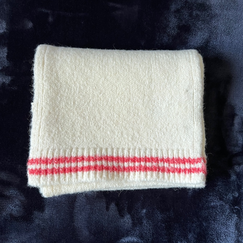 Brooks Brothers Italian yarn scarf